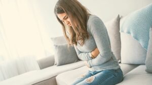 a lead symptom of endometriosis is pain